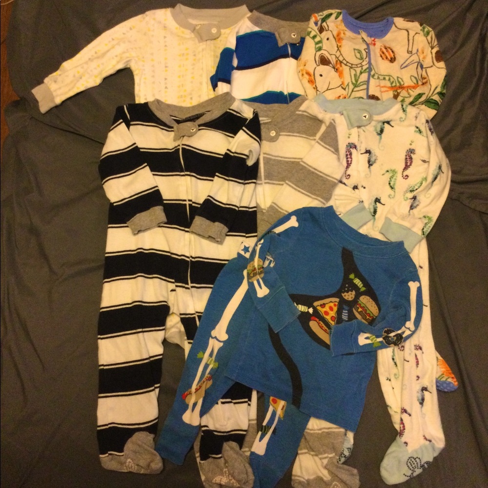 Boys Pajama Bundle 9 months Burts Bees Old Navy 8pc